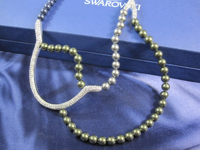 スワロフスキー SWAROVSKI 　アクセサリー　ペンダント　869860