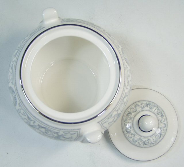 ウエッジウッド Wedgwood ドルフィンホワイト シュガーティー（L）